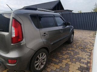 2012 Kia Soul I Рестайлинг, серебристый, 850000 рублей, вид 4