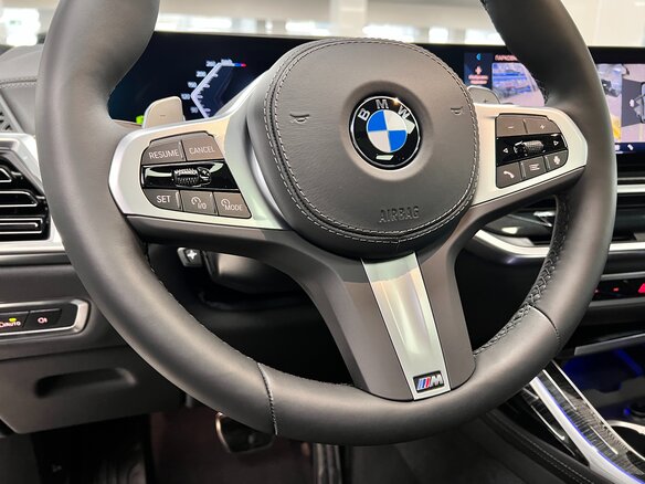 2026 BMW X7 40d I (G07) Рестайлинг, серый, 17999000 рублей - вид 18