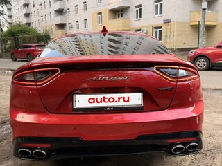 2018 Kia Stinger I, красный, 2000000 рублей, вид 5