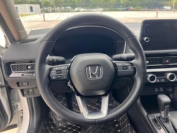 2022 Honda Civic XI, белый, 1720000 рублей - вид 12