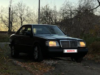 1992 Mercedes-Benz W124 230, чёрный, 230000 рублей, вид 1