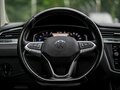2021 Volkswagen Tiguan II Рестайлинг, серебристый, 2305000 рублей - вид 5