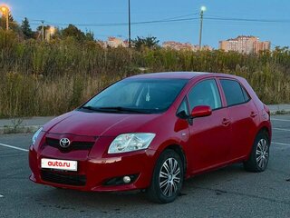 2008 Toyota Auris I, красный, 550000 рублей, вид 1