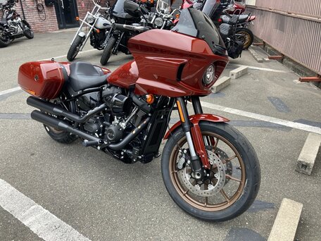 2026 Harley-Davidson Low Rider ST, красный, 2500000 рублей, вид 3