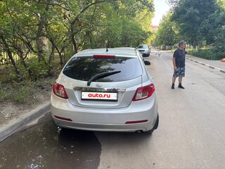 2013 Geely Emgrand EC7, серебристый, 310000 рублей, вид 3