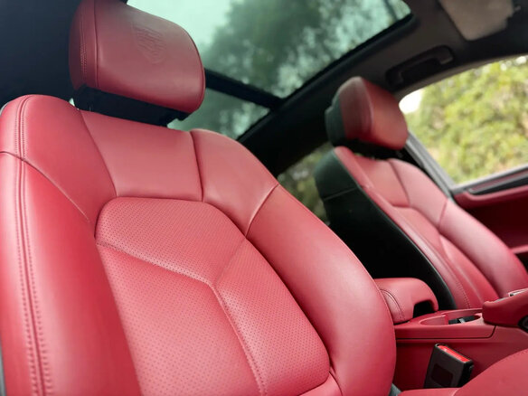 2023 Porsche Macan I Рестайлинг 2, чёрный, 6800000 рублей - вид 12
