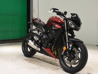 2023 Triumph Street Triple, пурпурный, 1140000 рублей, вид 2