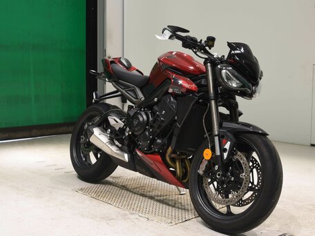 2023 Triumph Street Triple, пурпурный, 1140000 рублей, вид 2