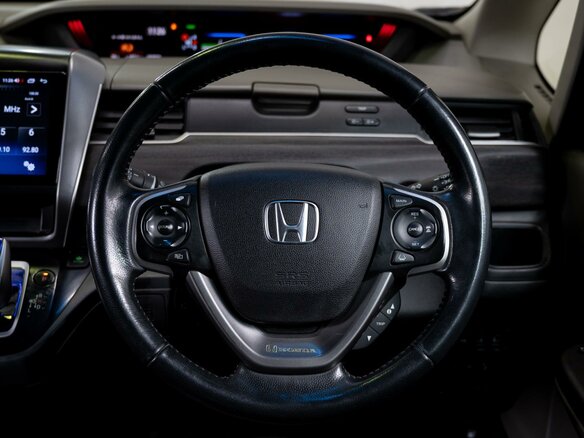 2018 Honda Freed II, красный, 1310000 рублей - вид 21