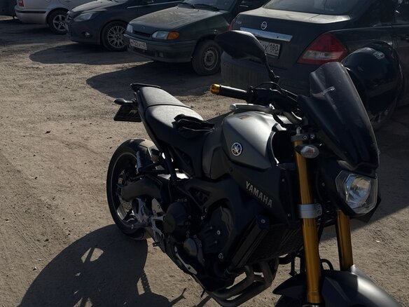 2015 Yamaha MT-09 (FZ-09), серебристый, 650000 рублей - вид 6