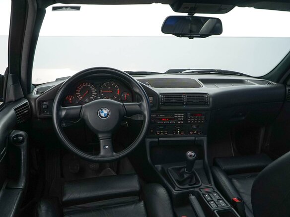 1991 BMW M5 II (E34), чёрный, 5349099 рублей - вид 6