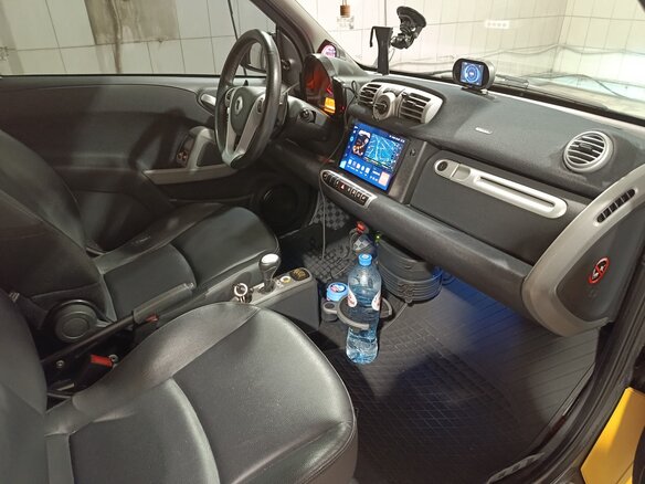 2014 Smart Fortwo II, жёлтый, 1050000 рублей - вид 2