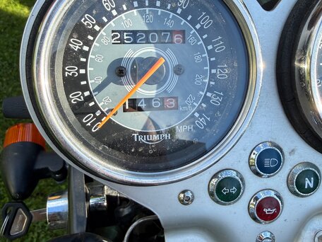 2003 Triumph Bonneville T100, зелёный, 375000 рублей, вид 5