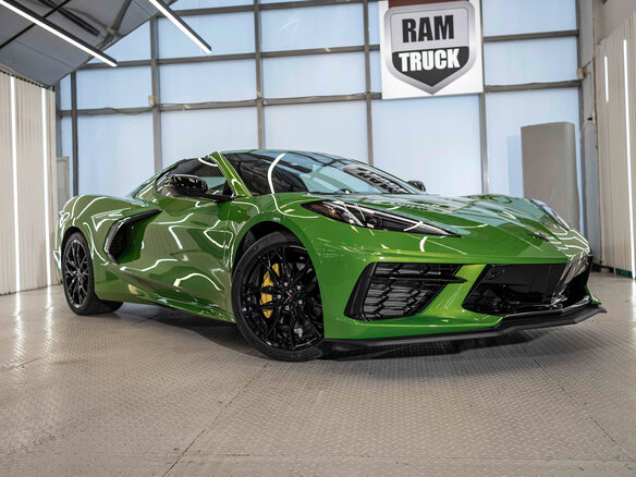 2026 Chevrolet Corvette Stingray C8, зелёный, 15627588 рублей - вид 37