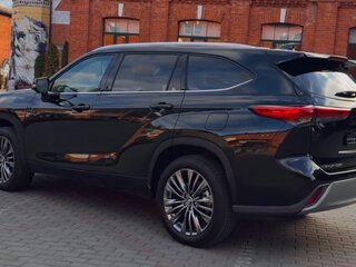 2026 Toyota Highlander IV (XU70), чёрный, 5090000 рублей, вид 3