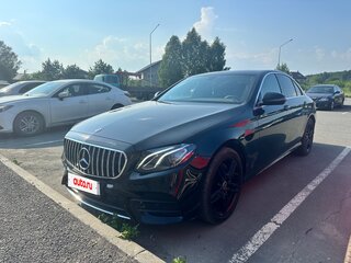 2020 Mercedes-Benz E-Класс 200 V (W213, S213, C238), чёрный, 4000000 рублей, вид 2