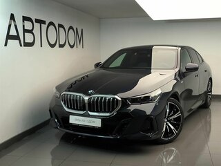 2025 BMW 5 серии 530i xDrive VIII (G60/G61/G68), чёрный, 9990000 рублей, вид 1