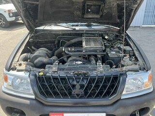 2002 Mitsubishi Pajero Sport I, чёрный, 615000 рублей, вид 5