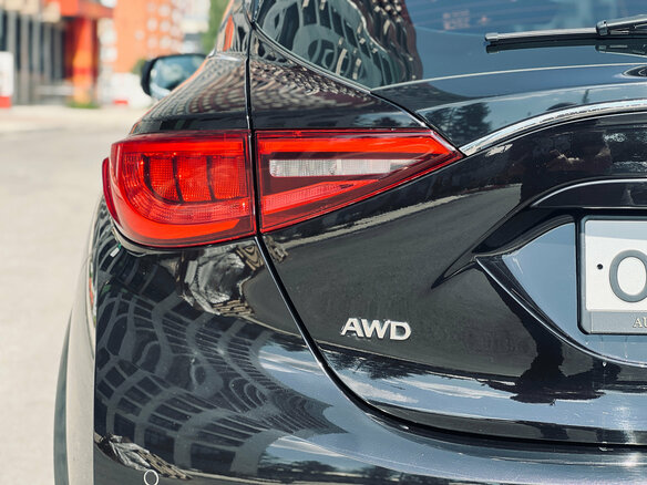 2017 Infiniti QX30, чёрный, 2050000 рублей - вид 12