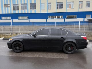2005 BMW 5 серии 530i V (E60/E61), чёрный, 800000 рублей, вид 5