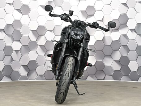 2023 Yamaha XSR900, чёрный, 927000 рублей, вид 5