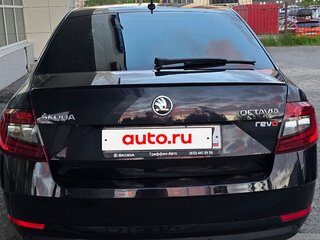 2020 Skoda Octavia III (A7) Рестайлинг, чёрный, 2150000 рублей, вид 2
