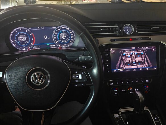 2018 Volkswagen Passat B8, белый, 1970000 рублей - вид 13