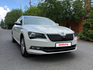2015 Skoda Superb III, белый, 1535000 рублей, вид 2