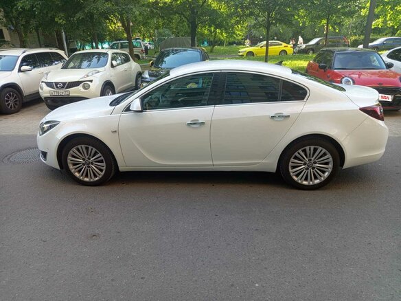 2014 Opel Insignia I Рестайлинг, белый, 1300000 рублей - вид 7