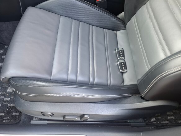 2015 Volkswagen Passat B8, белый, 1920000 рублей - вид 21