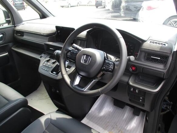 2026 Honda Stepwgn Spada VI, чёрный, 3675000 рублей - вид 9