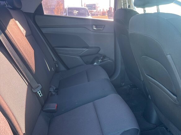2018 Hyundai Solaris II, серый, 1270000 рублей - вид 13