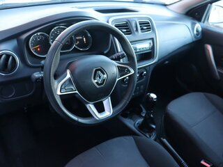 2019 Renault Sandero II Рестайлинг, белый, 1149000 рублей, вид 5