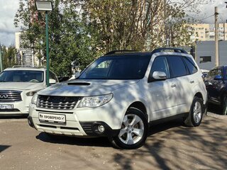 2011 Subaru Forester III Рестайлинг, белый, 1109000 рублей, вид 1