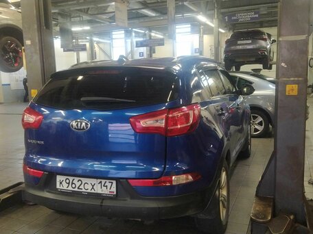 2010 Kia Sportage III, синий, 770000 рублей, вид 3