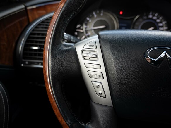 2017 Infiniti QX80 I Рестайлинг, чёрный, 3585000 рублей - вид 15