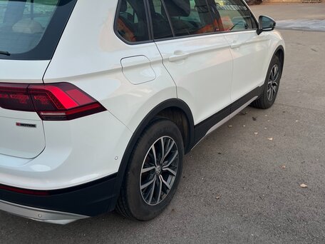 2019 Volkswagen Tiguan II, белый, 2600000 рублей, вид 5
