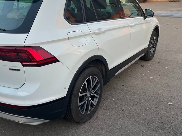 2019 Volkswagen Tiguan II, белый, 2600000 рублей - вид 4