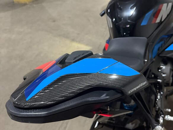 2023 BMW M 1000 RR, чёрный, 4271844 рублей - вид 9