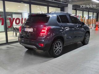 2021 Chevrolet Trax I Рестайлинг, серый, 1450000 рублей, вид 5