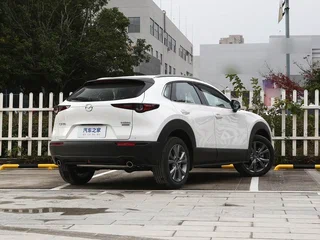 2026 Mazda CX-30 I, белый, 2750000 рублей, вид 4