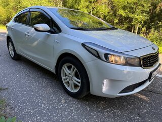 2017 Kia Cerato III Рестайлинг (Classic), белый, 1330000 рублей, вид 1