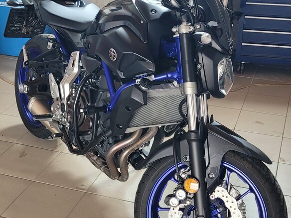 2014 Yamaha MT-07 (FZ-07), серый, 700000 рублей - вид 2