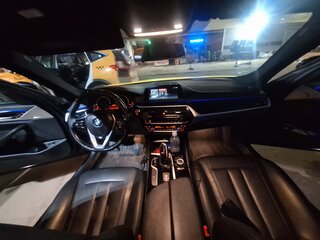 2019 BMW 5 серии 520d xDrive VII (G30/G31/G38), чёрный, 1900000 рублей, вид 5