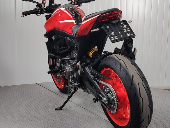 2021 Ducati Monster 937, красный, 819000 рублей - вид 6