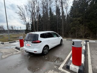 2019 Opel Zafira C Рестайлинг, белый, 1200000 рублей, вид 3