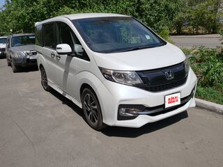 2016 Honda Stepwgn Spada V, белый, 1870000 рублей, вид 1