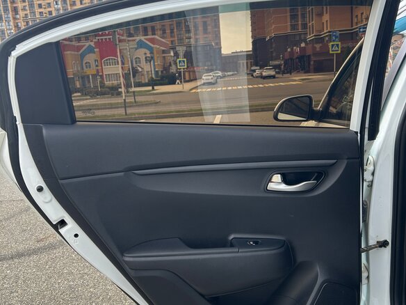 2019 Kia Rio IV, белый, 1550000 рублей - вид 13