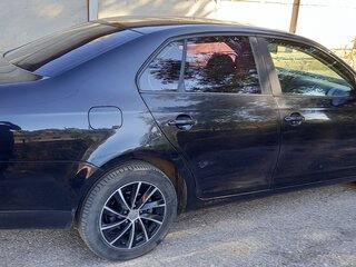 2006 Volkswagen Jetta V, чёрный, 420000 рублей, вид 3