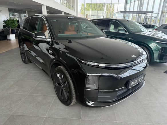 2025 Li Auto (Lixiang) L6 I, чёрный - вид 2